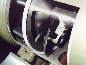 loedige continuous mixer polymer processing masterbatch extruder feed